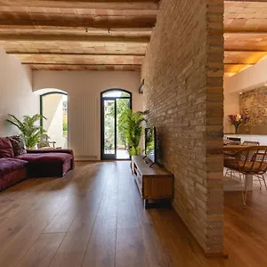 Bravissimo Placa De La Independencia Garden View, With Large Terrace , Girona Spain